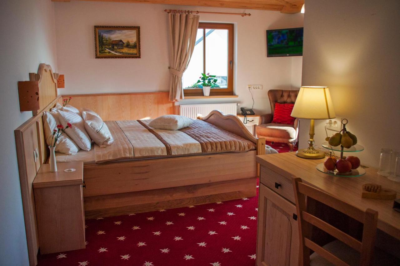 Hotel Planinka Ljubno Екстериор снимка